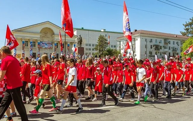 График работы в майские праздники 2019
