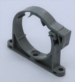 Хомут (клипса) с креплением для внутренней канализации ПП 50 мм